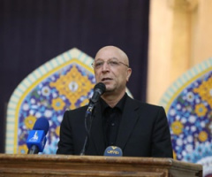 Minister of Science Reaffirms Commitment to Islamic Revolution’s Ideals at Imam Khomeini’s Mausoleum