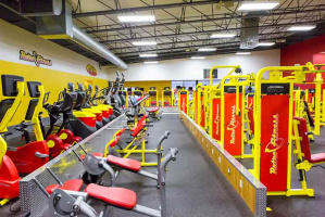 تناسب اندام یکپارچه با دوچرخه ثابت در خانه و عضویت در ورزشگاه دو نفره برای اولین بار