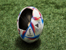آدیداس اولین توپ رسمی مسابقات جام جهانی فیفا را با فناوری توپ متصل ارائه داد.